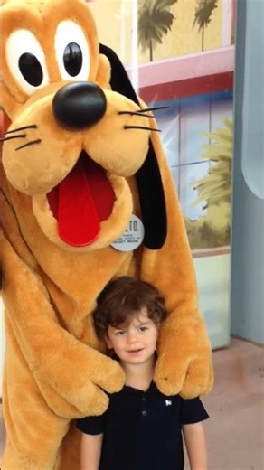 Dismey Throwback Pluto & Mickey Mouse Meet & Greet in EPCOT at Disney World 2014