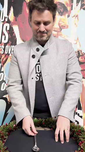 Share the magic with Kevin Quantum the founder of MagicFest 12 tricks of Christmas #SharetheMagic with Edinburgh's own Kevin Quantum the founder of MagicFest in our 12 tricks of Christmas #Day12 - watch here as Kevin shows us the Spoon Bending Trick - all in glorious close up. MagicFest 2023 runs from 20 to 31 December Tickets on sale now. #whatsonedinburgh #christmasshow #kevinquantum #magicfest | The Edinburgh Reporter | Facebook