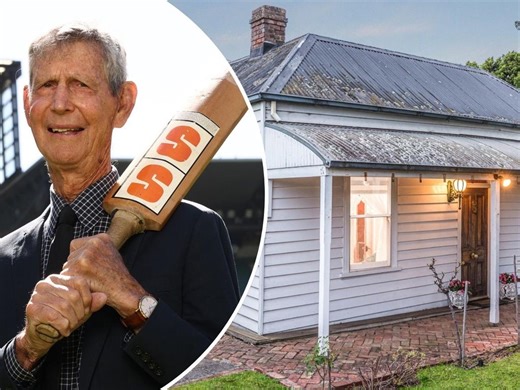 Family of cricketer Ian Redpath selling beloved home of 50 years - realestate.com.au