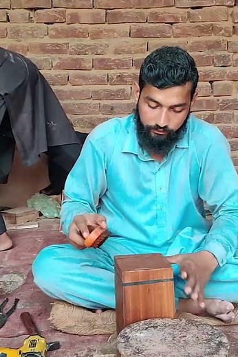 How to Make Handmade Wood Jewelry Box, P11