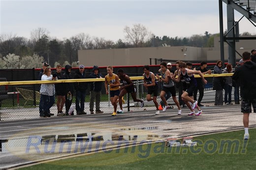 Boys 1600m Diamond Showcase - 2026 The Barnyard Invitational - RunMichigan.com Photos