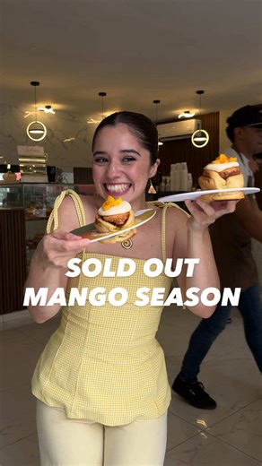 Hicimos sold out de todosss los postres y tuvimos que cerrar antess los dos dias!! No puedo creeer esta locuraaaa!!! Necesitas probar todo del ciocco mango season 🥭🌀 @Scrub Daddy Mx #cioccoroles #cioccocakes #rolesdecanelavirales #scrubdaddy #mangoseason