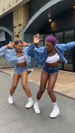 Focus Dance beat | Happy feet, butterfly legwork