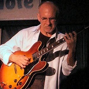 Larry Carlton – Age, Bio, Personal Life, Family & Stats | CelebsAges