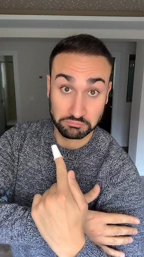 THIMBLE MAGIC #thimblemagic #thimblevanish #magicfypag #thimbletrick #tricktok #magician #magicvideos #tricker #tricks #magictricks #thimblemagictrick | Avery Smith