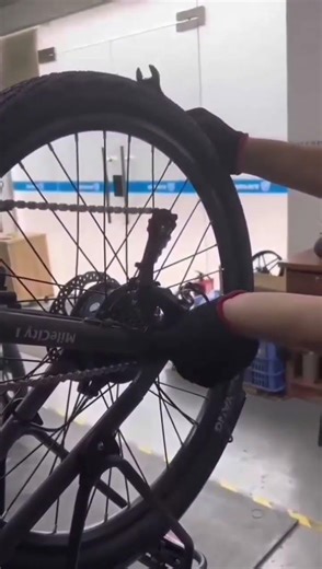 6 拆后轮Disassemble rear wheel ）Milecity 1