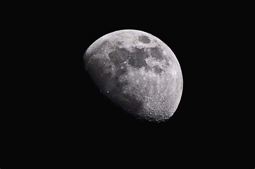 Une nouvelle étude chinoise relance le mystère de la face cachée de la Lune !