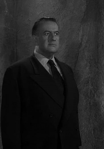 The Twilight Zone S03:E09 - Deaths-Head Revisited