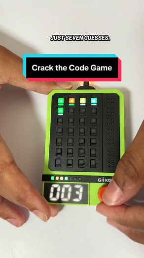 Take a break from screens and test your brain with this color code puzzle game. Lower levels start easy with 4 colors, but the challenge grows as you go. There’s even a two-player mode. #braingames #familygames #puzzlegame #giftideas #cybermonday @GiiKER Direct