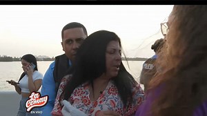 ÚLTIMA HORA | Carmen Santos, madre de Arcángel y Justin Santos (Q.D.E.P), cierra el puente Teodoro Moscoso tras de decisión de la Juez de suprimir la prueba de alcohol de Mayra Nevárez, mujer acusada de asesinar a su hijo. #TrabajandoParaLaPrensa #LaPeriodistaDeHierro #TeleOnce #LaComay #Vivelo | La Comay TV