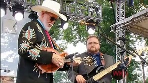 Doyle Lawson & Quicksilver - Pike County Breakdown | Ted Shred