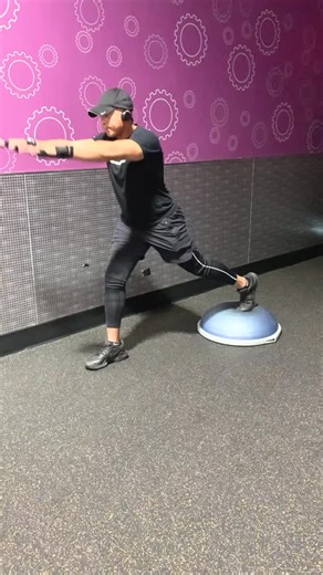 Stabilization Saturday 😊👍🏼💪🏽 Balance isn’t just about standing still it’s about control, strength, and confidence in motion. These functional stabilization movements build single-leg strength, core engagement, and joint control to support everyday movement and long-term mobility. Move with purpose! Train for life! #StabilityTraining #BalanceMatters #FunctionalFitness #MobilityTraining #BosuBall #WellnessCoaching #MoveBetter #PalmBeachGardensFitness #mobilepersonaltrainer | Treasure Training