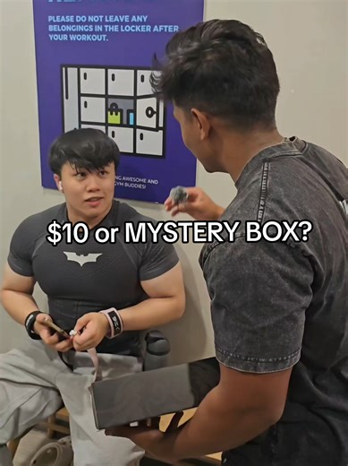 giving a shirt to batman?! @benkoh14 #mythologyfitness #anytimefitness #gym #sgtiktok #sgfyp