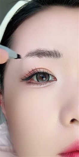 Perfect Eyebrow Pencil for Beginners