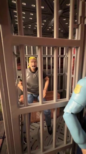 #lawandorder Dale gets a visit from His attorney on #sesameboulevard