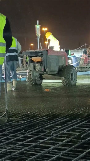 Laser Level Auto Checking Level Of Slab On Grade Concrete #LaserLevel #CivilSiteWorks #ConcreteWorks