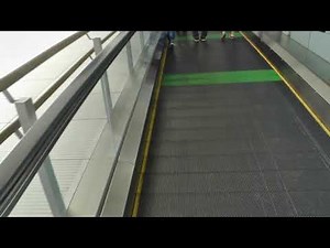 セントレアの動く歩道に乗ってみた