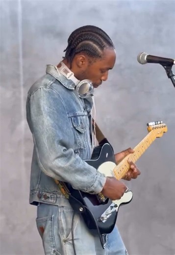 Got to play some songs from my project last night ✨ #guitartok #kickflip #livemusic