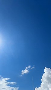 The spacious bow on our 400CC allows for maximum comfort and relaxation while underway. Looking to learn more about our flagship model? Find a dealer near you— link in bio. | Blackfin Boats