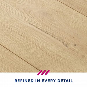 Authentic structures, realistic bevels and elegant designs… real wood, right? Or is it Perspective Nature laminate flooring, the most refined laminate floor ever? | Quick-Step