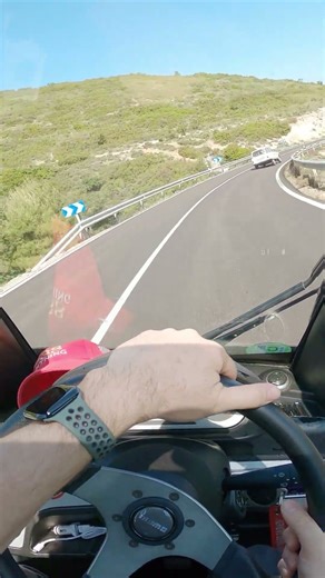 QUE LOCURA ES ESTA ? TUMBAR 45 GRADOS CON SEGURIDAD ES POSIBLE [ CARVER ONE ] #shorts #automobile