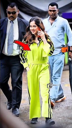 "Jannat Zubair Rahmani Stuns in a Vibrant Lime Green Tracksuit! 💚🔥✨"#jannatzubair #foryou #trending