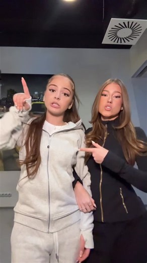 𝑴𝒂𝒓𝒊𝒂𝒏𝒂 on Instagram: "🤍"