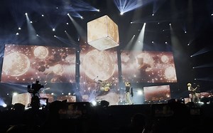 Supper Moment内地演唱会首唱《人类群星闪耀时》【SupperMoment “THE MOMENTUM LIVE时刻定律演唱会” – 广州站】