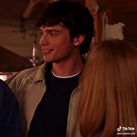 Tom Welling's Superman Moments in Smallville