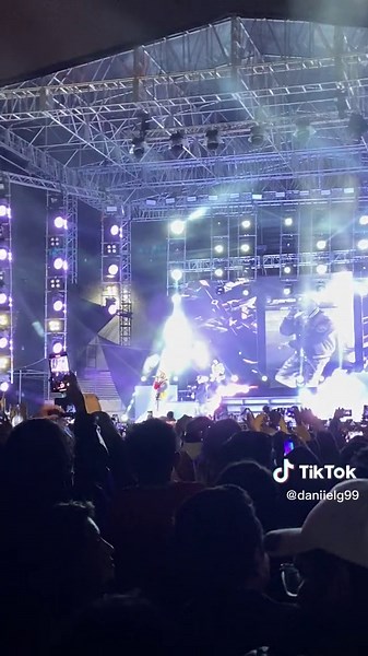 Concierto de Anuel 2022 en Ecuador: Leyenda en Vivo
