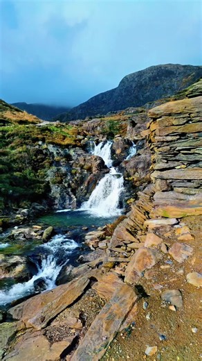 Time lapse on the Watkin Path Eryri (Snowdonia) National Park, hiking here you will come across a series of stunning water falls and deep, clear pools known as the Watkin Pools, this is one of the most scenic routes up to Yr Wyddfa (Snowdon) in North Wales. Parking, toilets and a cafe are available at the start of this hike. 🏴󠁧󠁢󠁷󠁬󠁳󠁿 #eryri #snowdonia #yrwyddfa #snowdon #northwales