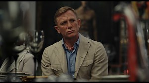 tired: my family wants to kill each other at thanksgiving wired: I have invited you here to solve my murder Enjoy this new clip from Glass Onion: A Knives Out Mystery in theaters now and on Netflix December 23! | Netflix