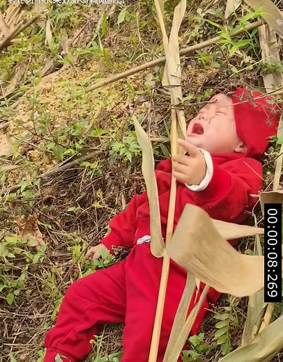 125K views · 1.3K reactions | Baby falls down, needs help from kind woman | Daily poor life | Facebook