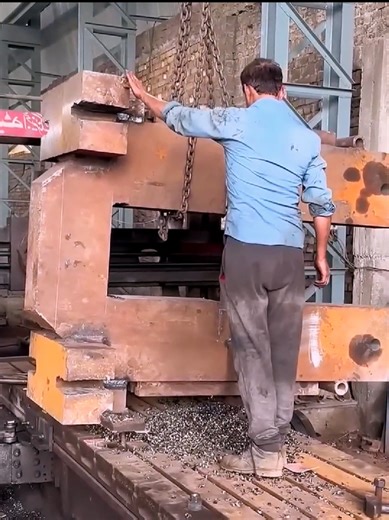 Hydraulic Press Fabrication Process Explained