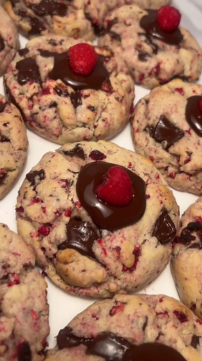 Decadent Raspberry Dark Chocolate Chunk Cookies with Raspberry Cheesecake Filling