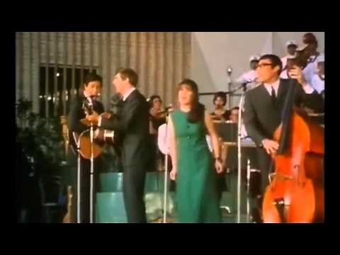 The Seekers :::: California Dreamin'.(Stereo)