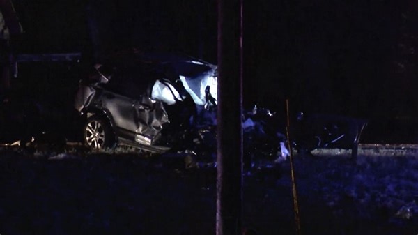 Scene video from Alabama crash involving Greyhound bus