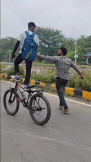 GIRLS VS.💵💸BOYSCYCLE STUNT COMPETITION[2] #cycle #stunt #sho