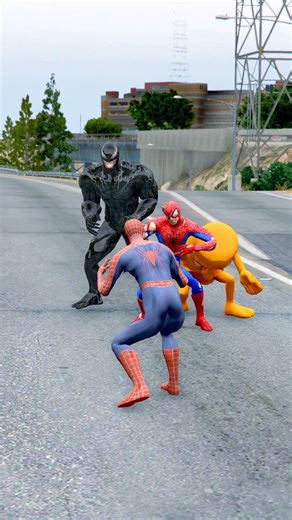 SUPERMAN AND SPIDERMAN RUN AFTER SEEING ZOMBIES BUT IN THE END HULK RUNS TOO #gta5 #shorts #gaming