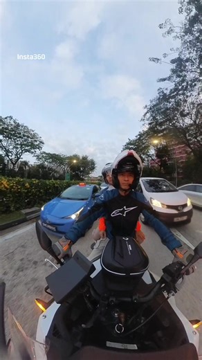 Lane Splitting Insights from Experienced Riders