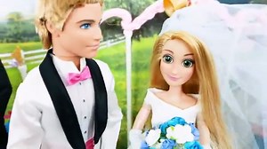 Double Wedding for Dolls boneka pengantin Robe de mariée Braut Puppe Boneca noiva فستان الزفاف