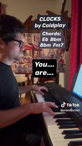 Clocks by @coldplay Who else loves this piano riff? #coldplay #clocks #pianochallenge #piano #pianotok #pianokaraoke #chrismartin #arpeggios #singwithme #pianojordan #pianoplayer #pianomusic #musicloop #loop #arushofbloodtothehead #greatsong #lovethissong #duetthis #duetthissong #throwbacksongs