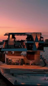 The new St. Pete Pier is so more than just a pier! Whether day or night, it’s PIERfect for taking a stroll, biking, dining, swimming, fishing, and soaking up some amazing views of St. Pete’s waterfront! Have you visited the new St. Pete Pier? 🎥: Clearwater_Visuals (on IG: https://instagram.com/clearwater_visuals) | Visit St. Pete-Clearwater