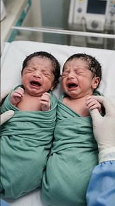 ❤️ Their Very First Cry Together... Twin Miracles 👶👶🥹 ⭐ #tinymiracles #baby