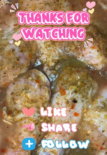 Let’s cook some baked chicken 🍗 I clean my chicken with vinegar, and I wash it at least 4-5 after I’ve taken off the feathers, fat, etc., #bakedchicken #chickenrecipes #homecookedmeal #letscook #easydinnerideas