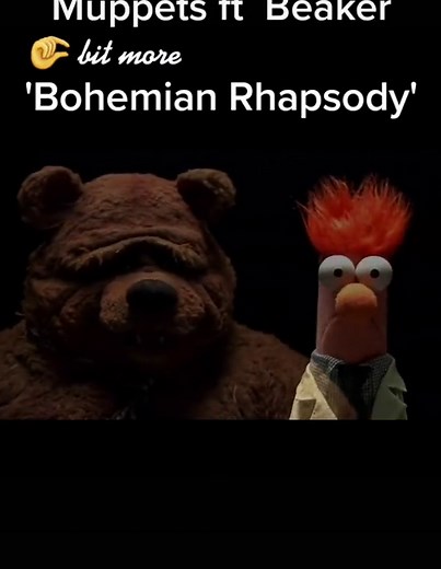 Muppets ft. Beaker 🤏 'Bohemian Rhapsody' Fun Clip