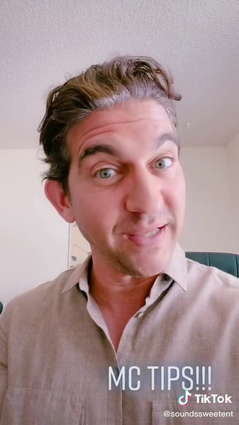 Master of Ceremony Tips for Successful Event Hosting