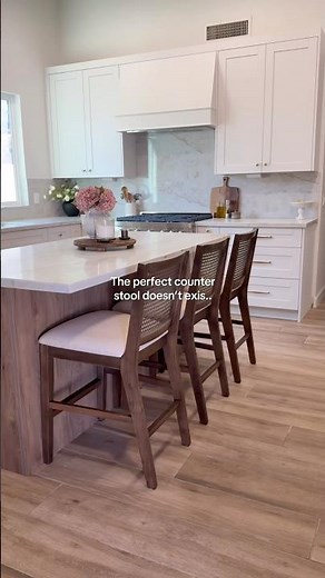 The Search For The Perfect Kitchen Counter Stools Is Over ✨