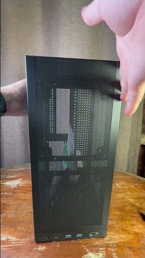 Shiny Snake L400 ITX Case - Vertical Gaming Build Ready