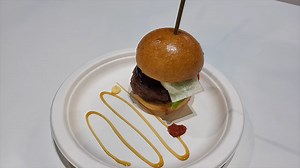 We tried Paris’ finest restaurants in street food form